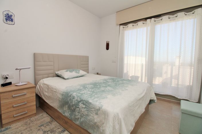 Image No.10-3 Bed Villa for sale