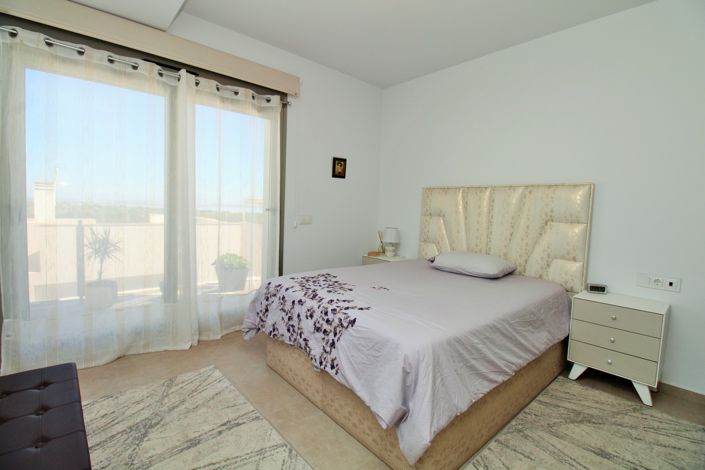 Image No.14-3 Bed Villa for sale