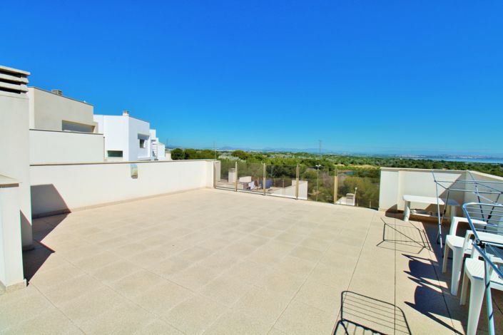 Image No.19-3 Bed Villa for sale