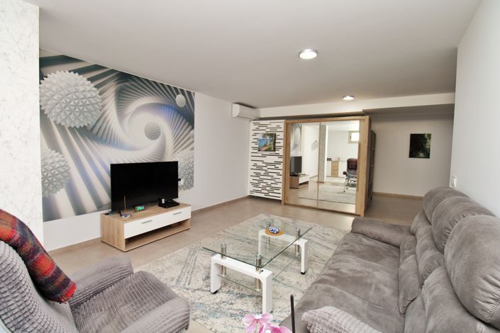 Image No.21-3 Bed Villa for sale