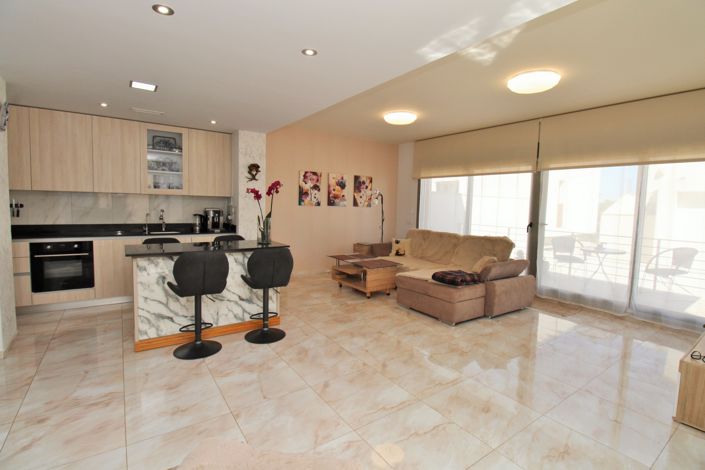 Image No.6-3 Bed Villa for sale