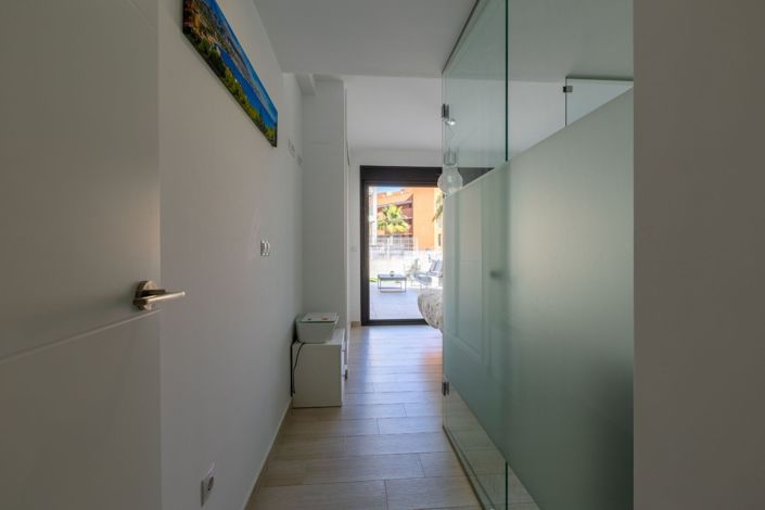 Image No.12-2 Bed Apartment for sale