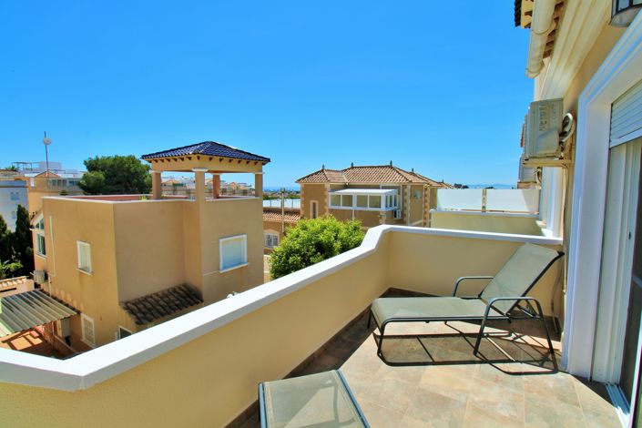 Image No.18-Maison de ville de 3 chambres à vendre à Villamartin