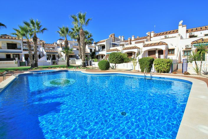 Image No.2-2 Bed Townhouse for sale