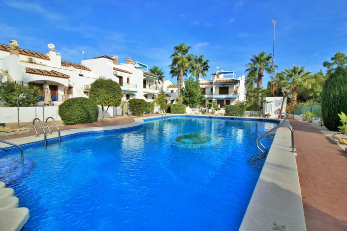 Image No.24-2 Bed Townhouse for sale