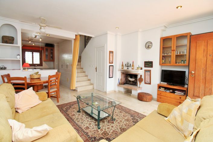 Image No.6-2 Bed Townhouse for sale