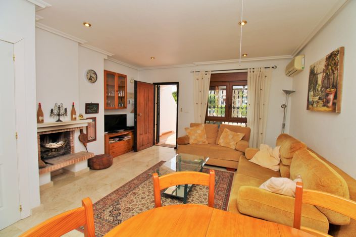 Image No.7-2 Bed Townhouse for sale