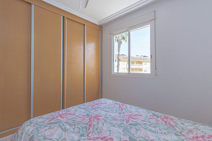 Image No.19-2 Bed Townhouse for sale