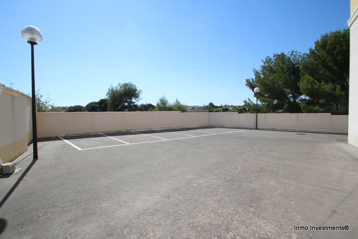 Image No.50-2 Bed Townhouse for sale