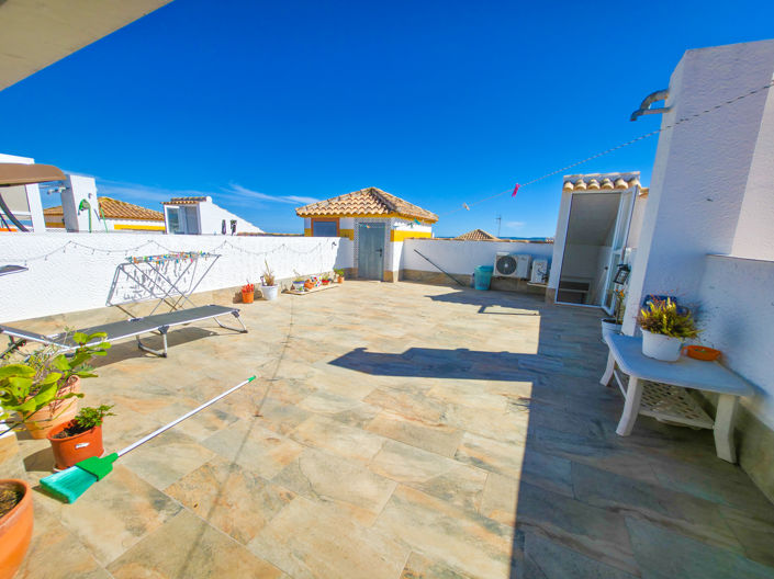 Image No.20-2 Bed Apartment for sale