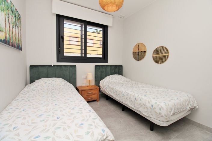 Image No.15-2 Bed Apartment for sale