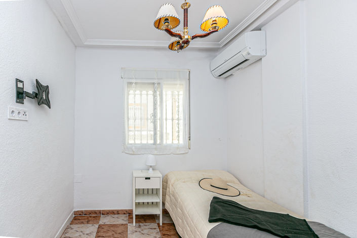 Image No.16-3 Bed Townhouse for sale