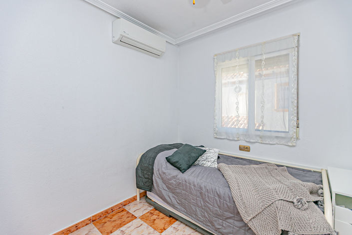 Image No.22-3 Bed Townhouse for sale