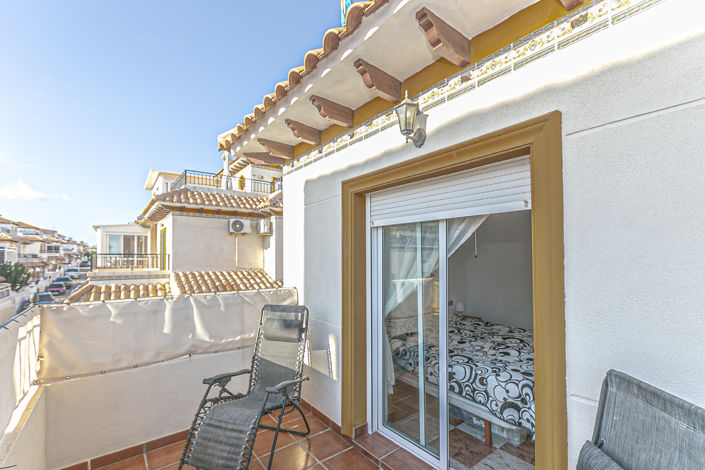 Image No.36-3 Bed Townhouse for sale