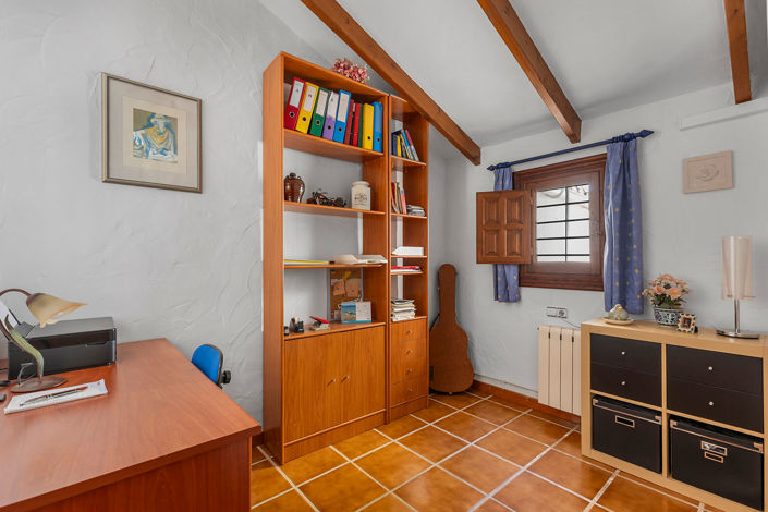 Image No.29-3 Bed Villa for sale
