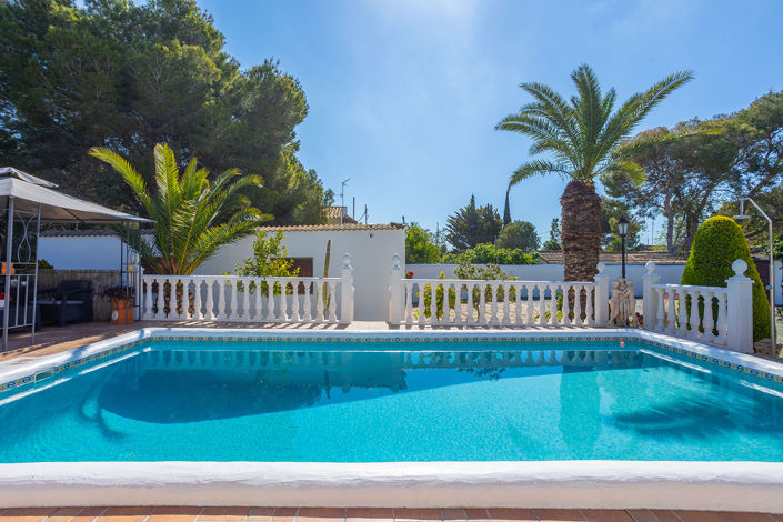 Image No.41-3 Bed Villa for sale