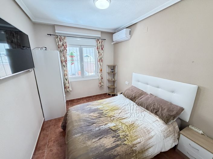 Image No.16-2 Bed Bungalow for sale