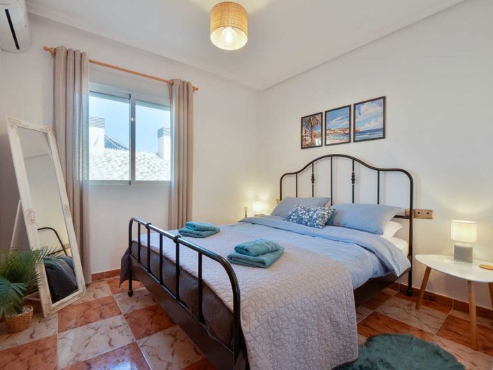 Image No.11-2 Bed Apartment for sale