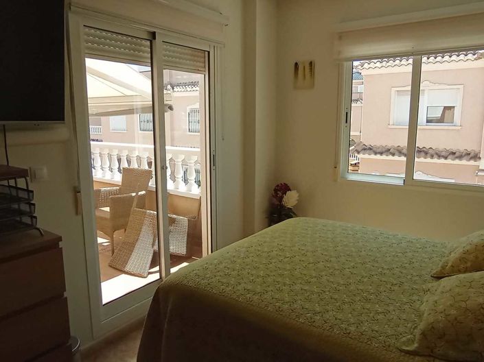 Image No.44-3 Bed Townhouse for sale