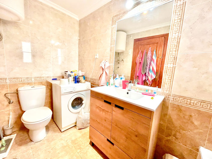 Image No.8-2 Bed Apartment for sale