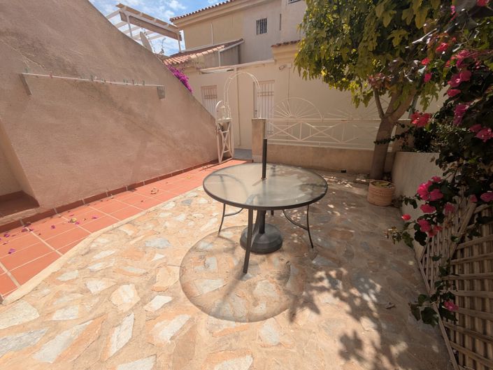 Image No.4-Appartement de 2 chambres à vendre à Playa Flamenca