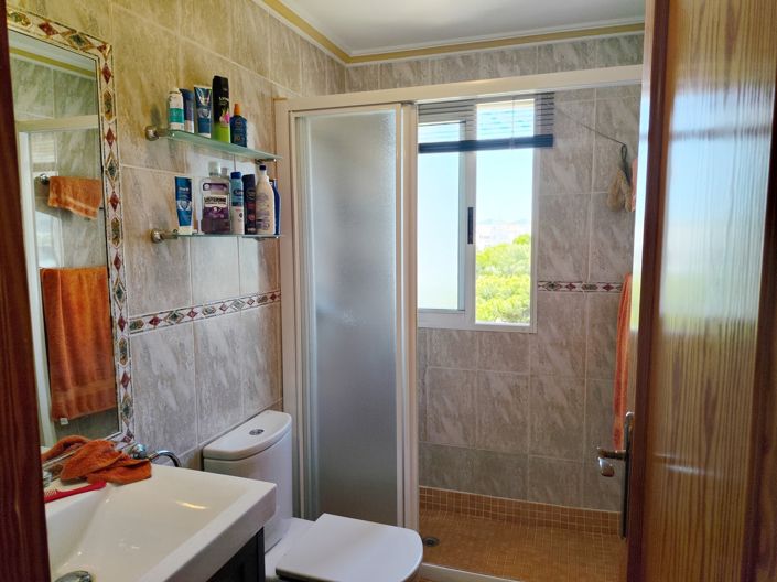 Image No.25-2 Bed Apartment for sale