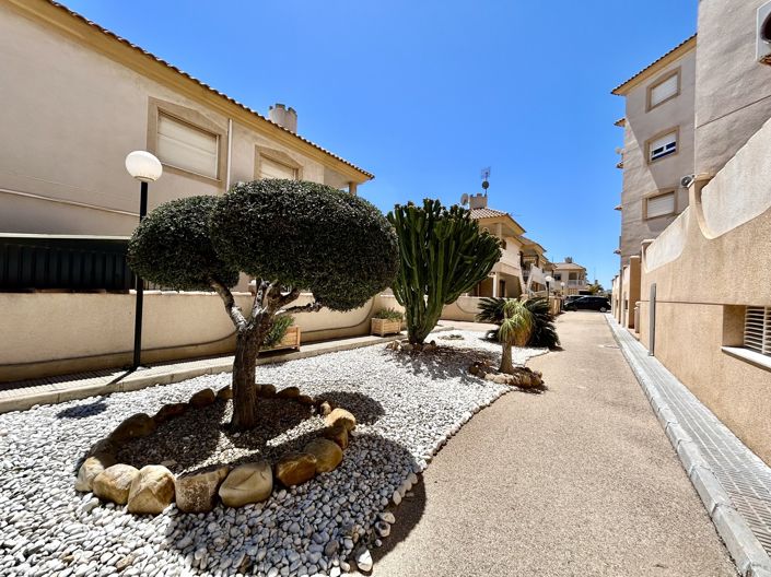 Image No.34-2 Bed Apartment for sale