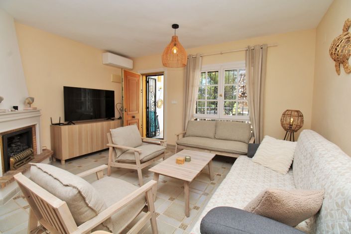 Image No.7-2 Bed Townhouse for sale