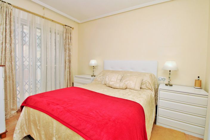 Image No.13-2 Bed Bungalow for sale