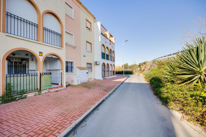 Image No.29-2 Bed Apartment for sale