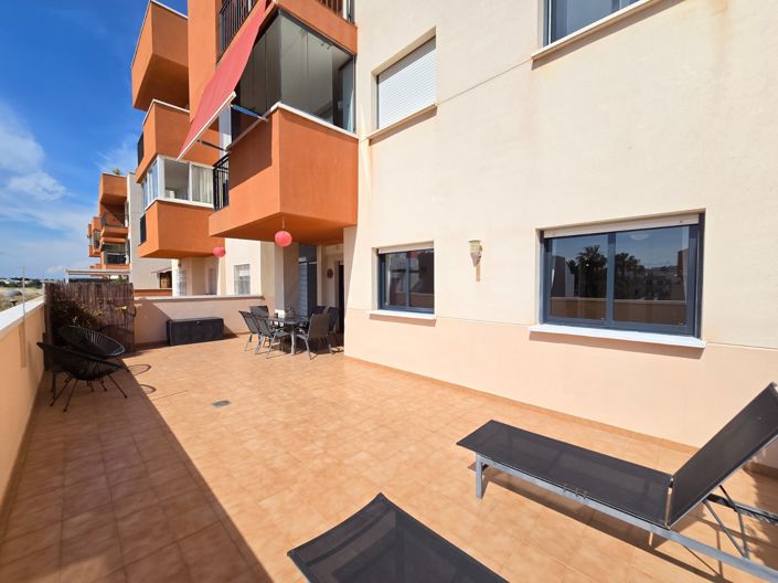 Image No.4-2 Bed Apartment for sale