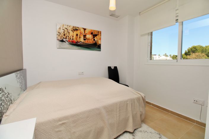 Image No.15-2 Bed Apartment for sale