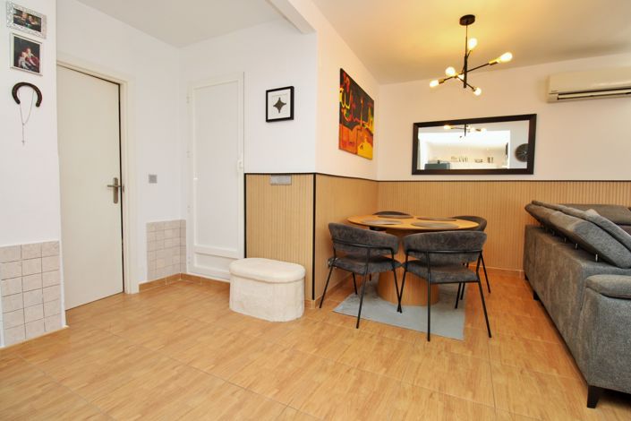 Image No.10-3 Bed Townhouse for sale