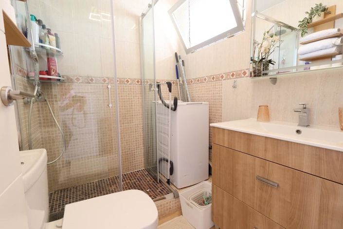 Image No.18-1 Bed Apartment for sale