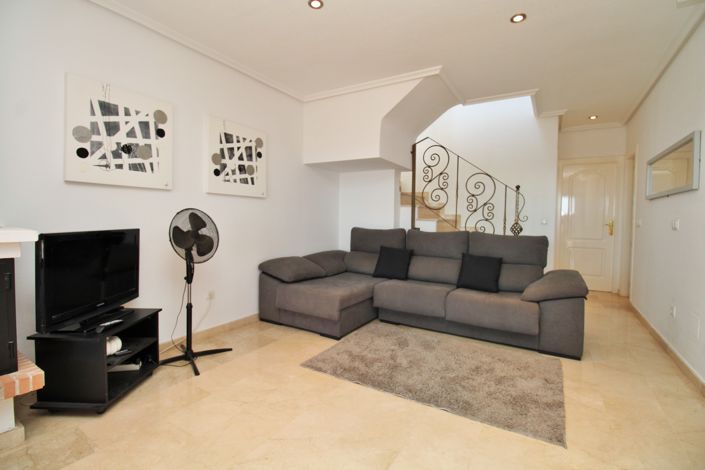 Image No.11-3 Bed Townhouse for sale