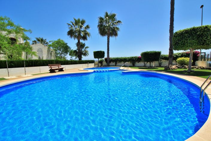 Image No.2-3 Bed Townhouse for sale
