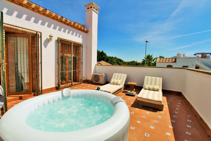 Image No.27-3 Bed Townhouse for sale