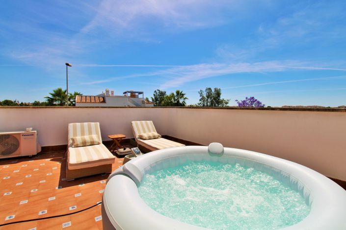 Image No.28-3 Bed Townhouse for sale