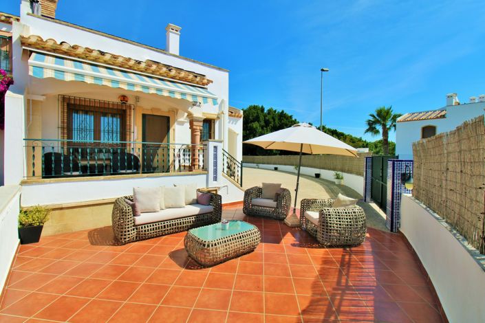 Image No.3-3 Bed Townhouse for sale