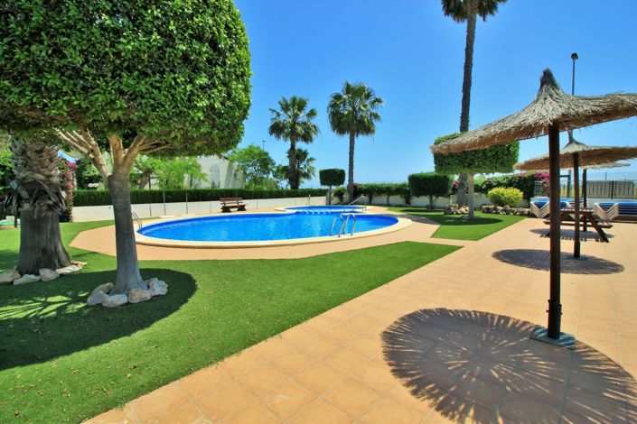 Image No.40-3 Bed Townhouse for sale