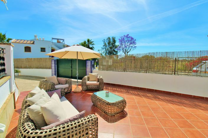 Image No.6-3 Bed Townhouse for sale