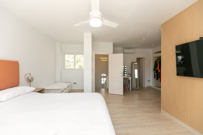 Image No.37-3 Bed Villa for sale