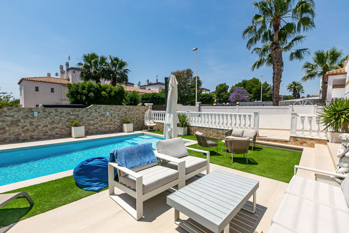 Image No.49-3 Bed Villa for sale