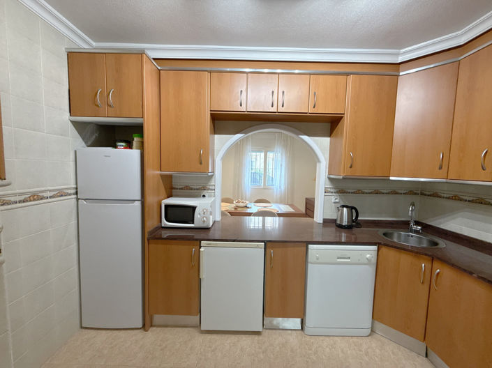 Image No.15-2 Bed Townhouse for sale