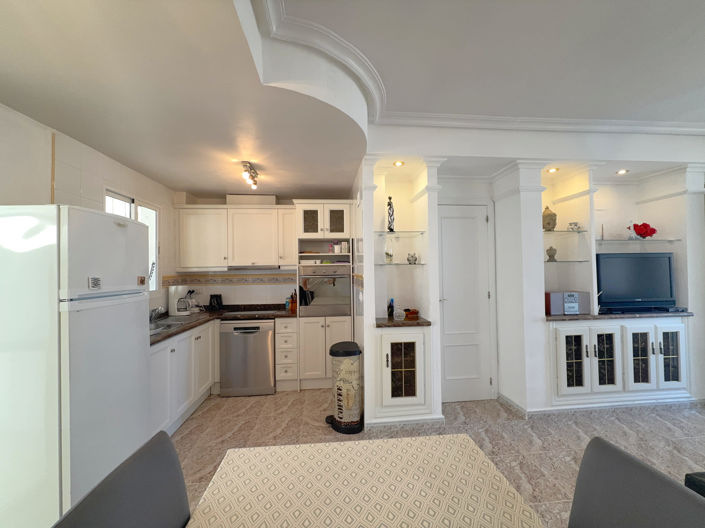 Image No.2-2 Bed Townhouse for sale