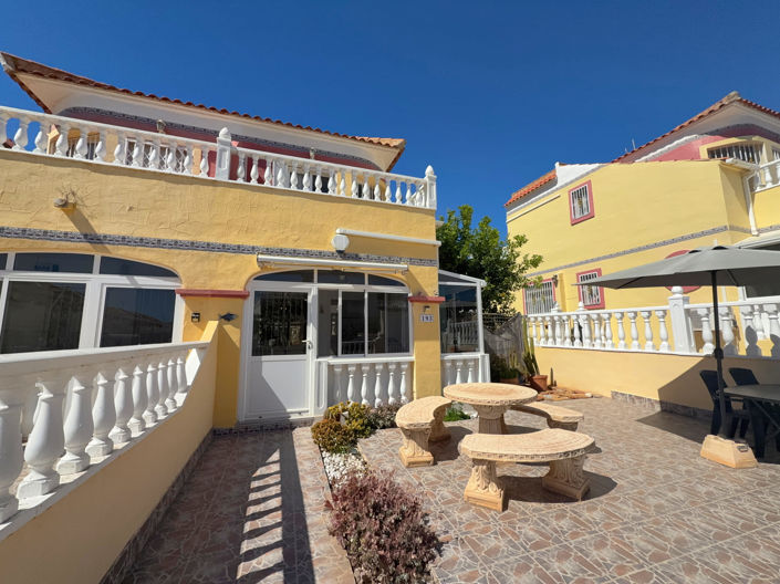 Image No.21-2 Bed Townhouse for sale