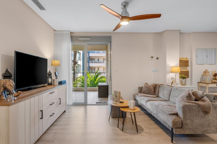 Image No.8-2 Bed Apartment for sale