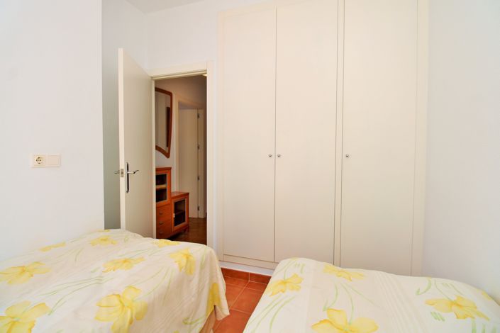 Image No.17-2 Bed Apartment for sale