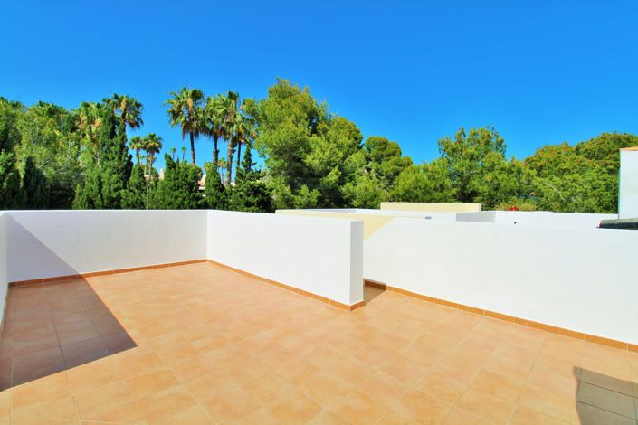 Image No.23-2 Bed Apartment for sale