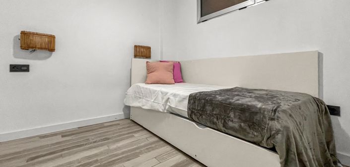 Image No.13-2 Bed Apartment for sale